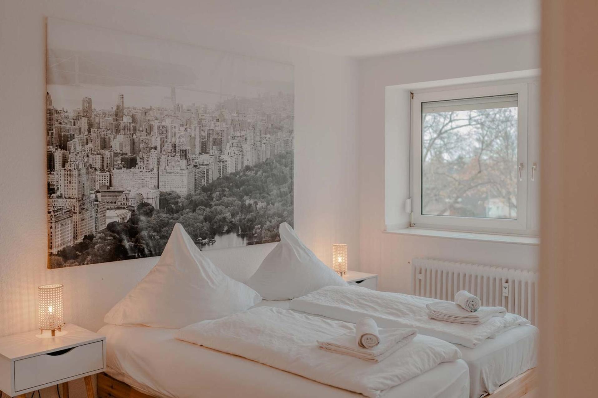 Apartment Mit Kueche, Arbeitsplatz Und Xxl Sofa Нойс Екстер'єр фото
